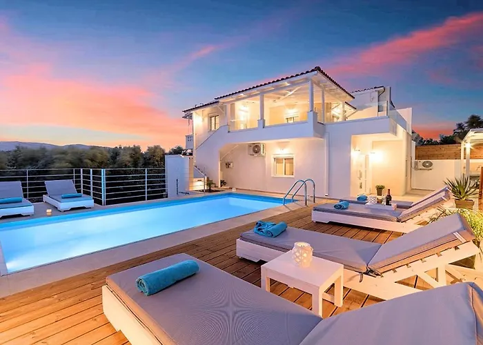 Etoile Villa Heated Pool