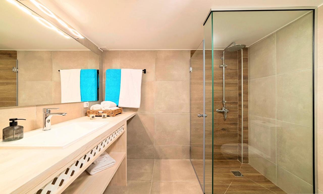 Etoile Heated Pool *